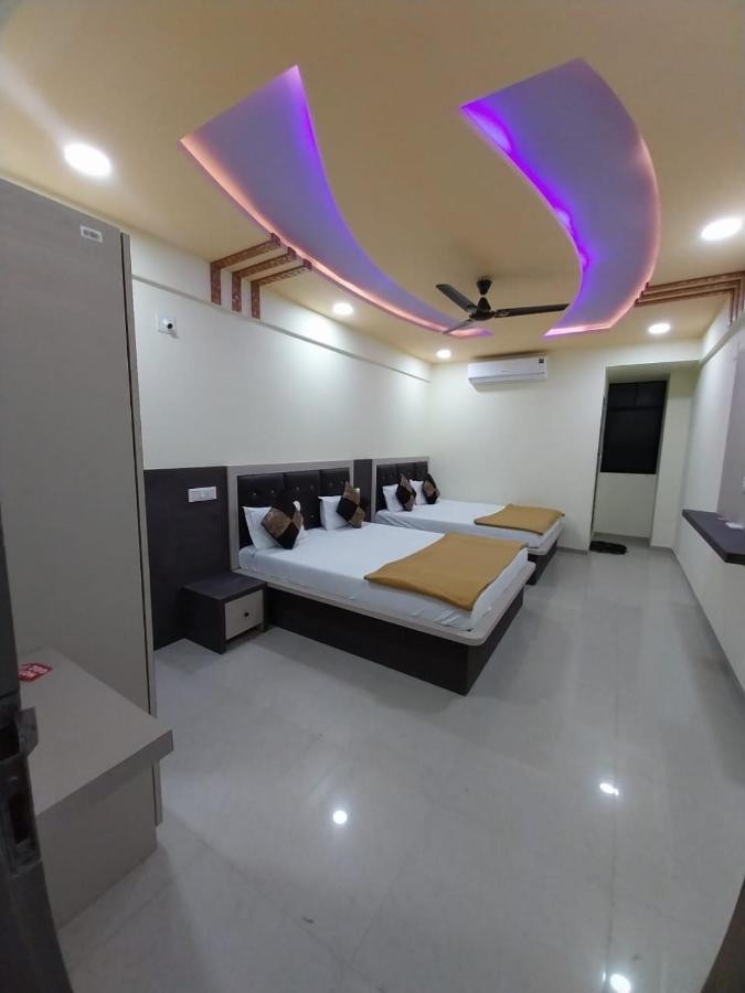 Hotel Ggc Inn Ahmedabad Exterior foto