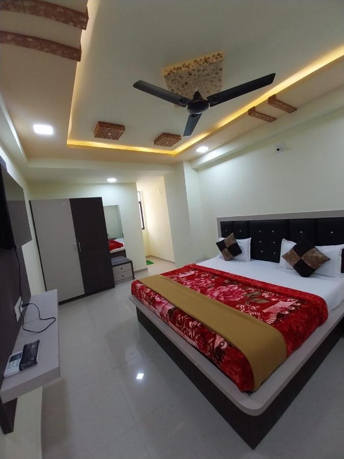 Hotel Ggc Inn Ahmedabad Exterior foto